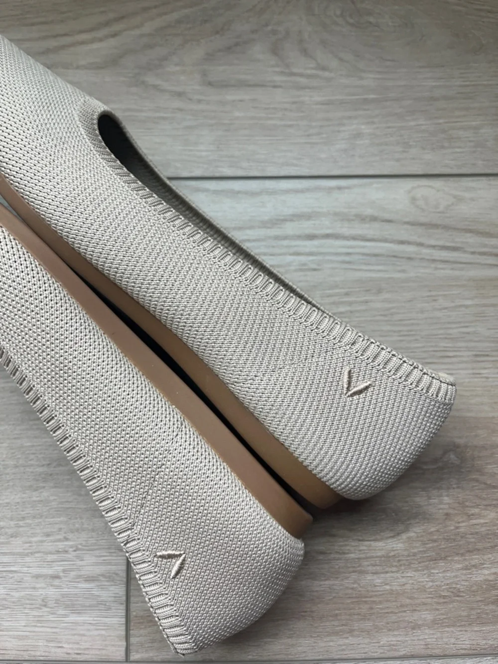 Vivaia Pointed-Toe Ballet Flats - Picture 6 of 8